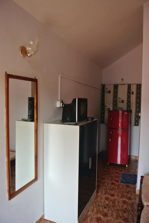 Arjun Villa Guest House Andzsuna Szoba fotó