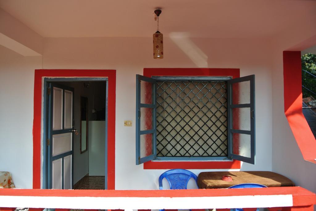 Arjun Villa Guest House Andzsuna Szoba fotó